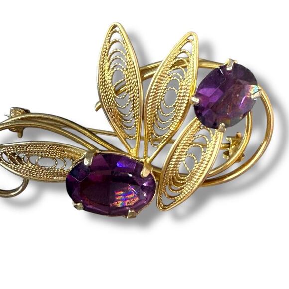 Vintage  Goldtone Filigree Amethyst  Pin Brooch Unmarked - Picture 2 of 5